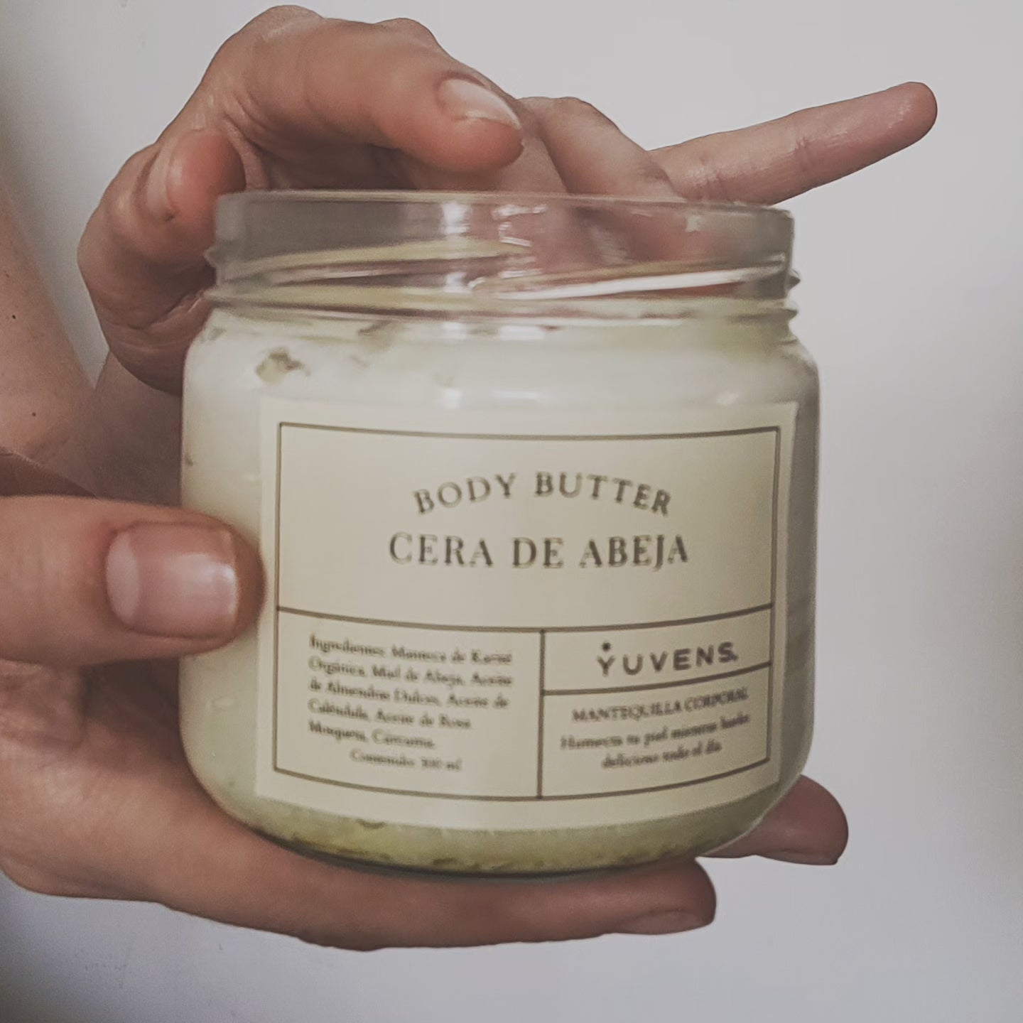 Body Butter con miel olor cera de abeja (Mantequilla Corporal)