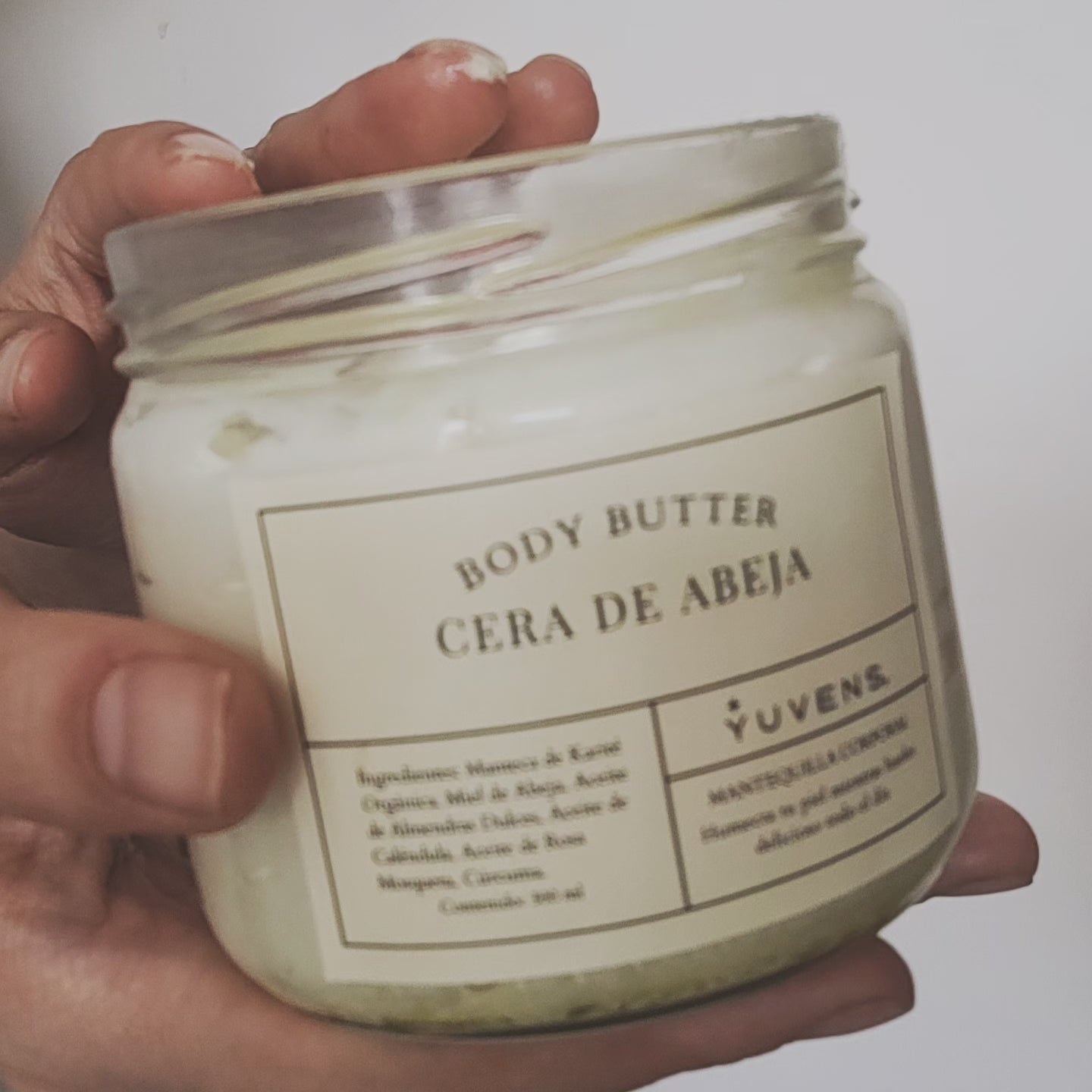 Body Butter con miel olor cera de abeja (Mantequilla Corporal)